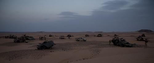 PLAE au bivouac en appui détachement interarmes au Mali